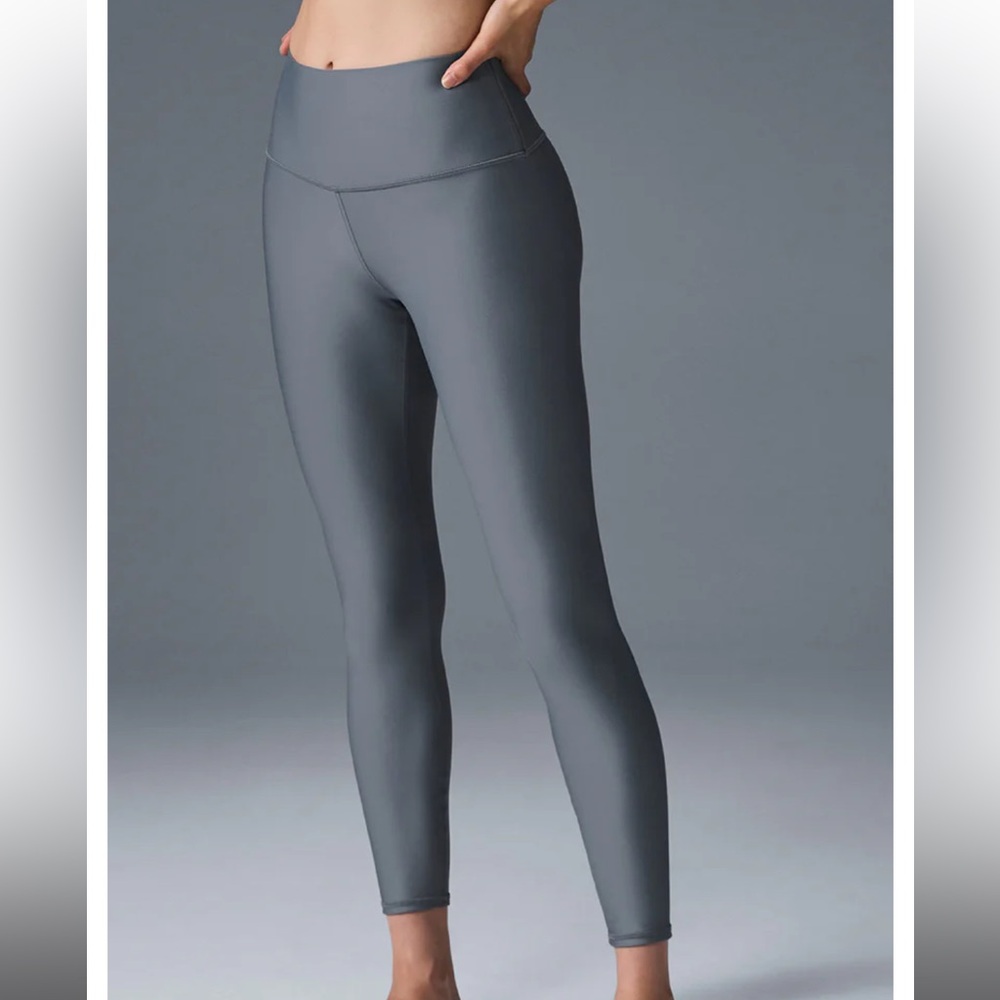 ALO Yoga Gray Leggings - Picture 2 of 7